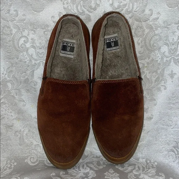 Frye Women’s Rich Brown Suede Slip-Ons.  Size 7.5 M - Picture 3 of 8